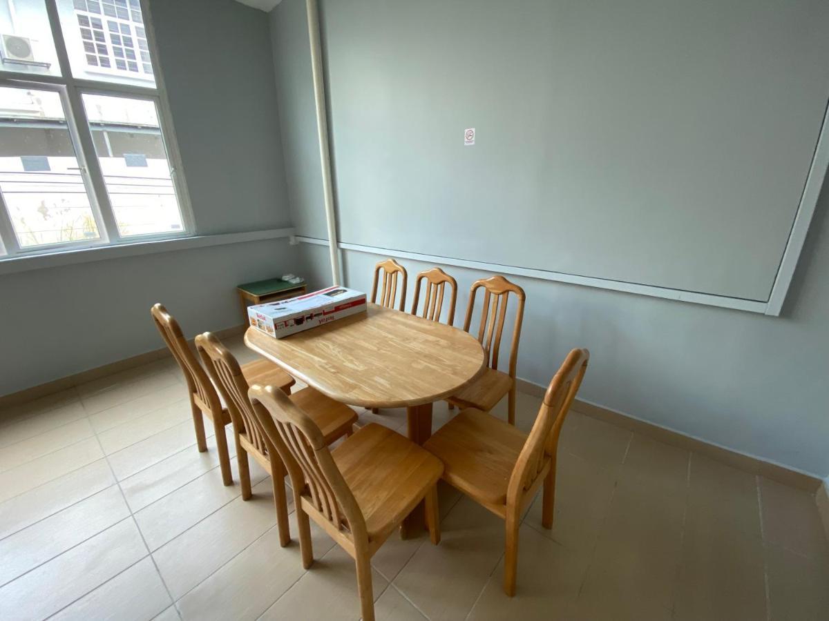 Entire Residential Home•Jia Residences Bkt Serdang沙登温暖的家 Seri Kembangan Eksteriør billede