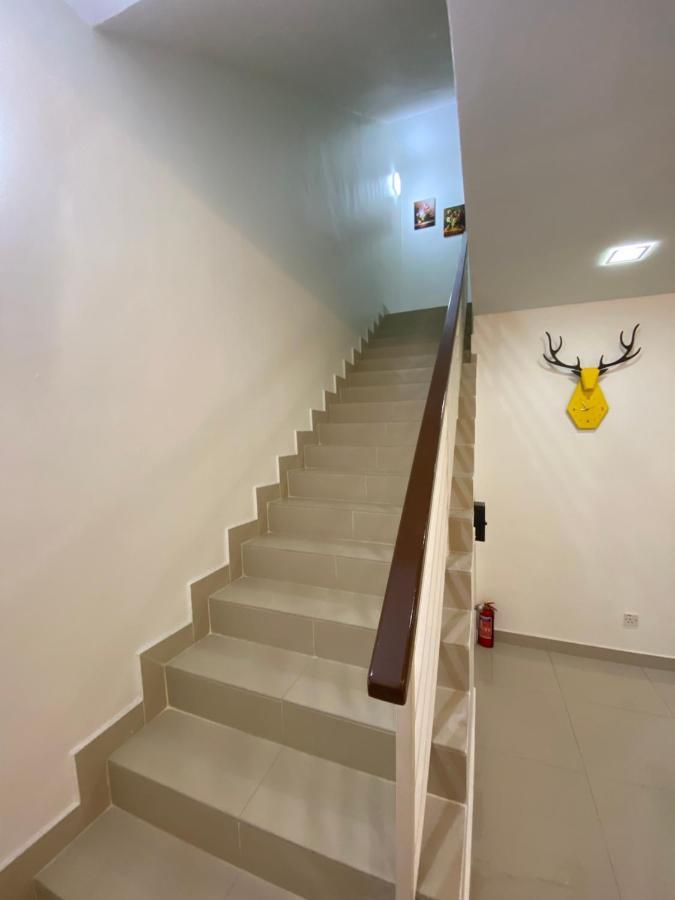 Entire Residential Home•Jia Residences Bkt Serdang沙登温暖的家 Seri Kembangan Eksteriør billede