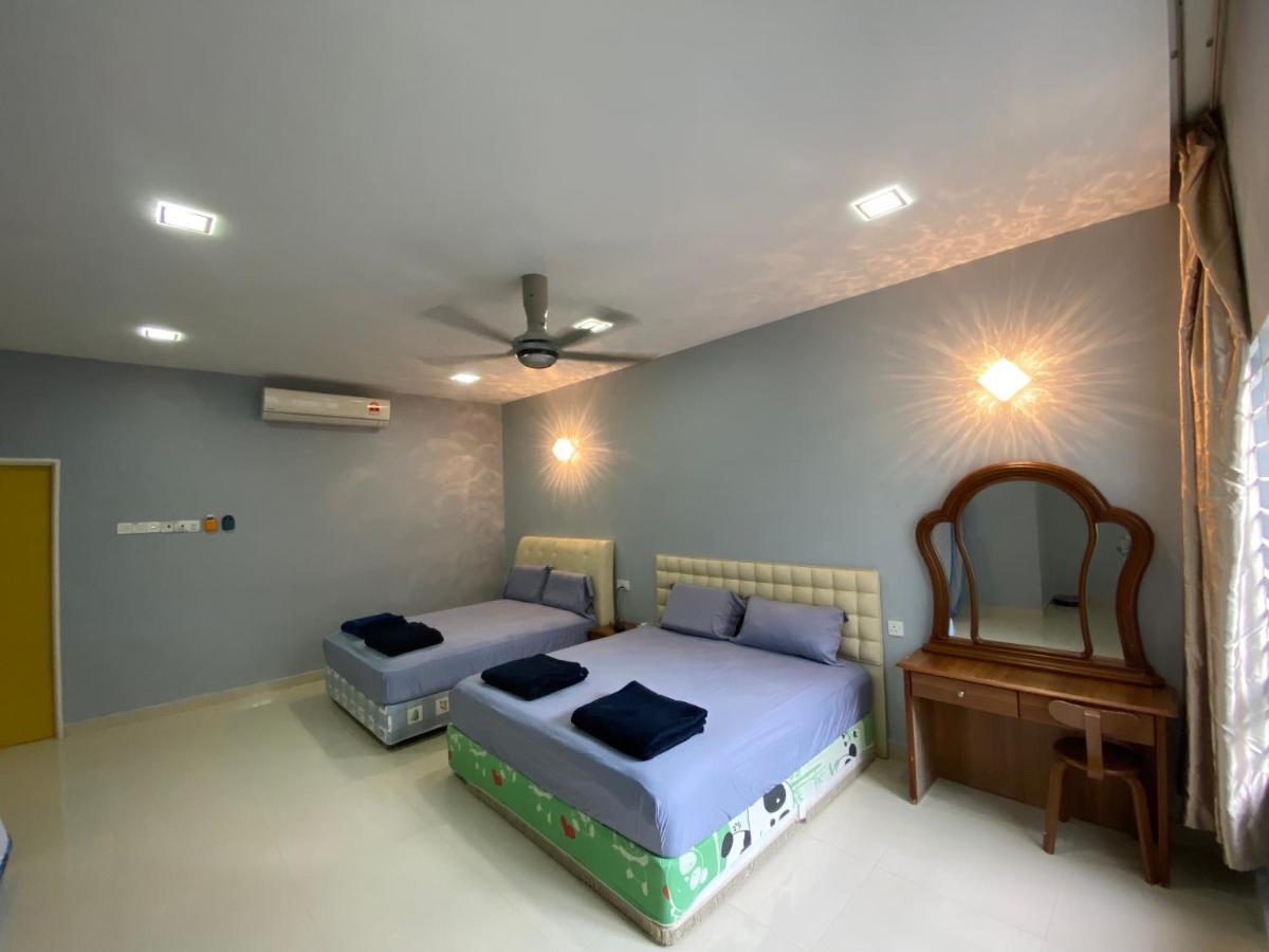 Entire Residential Home•Jia Residences Bkt Serdang沙登温暖的家 Seri Kembangan Eksteriør billede