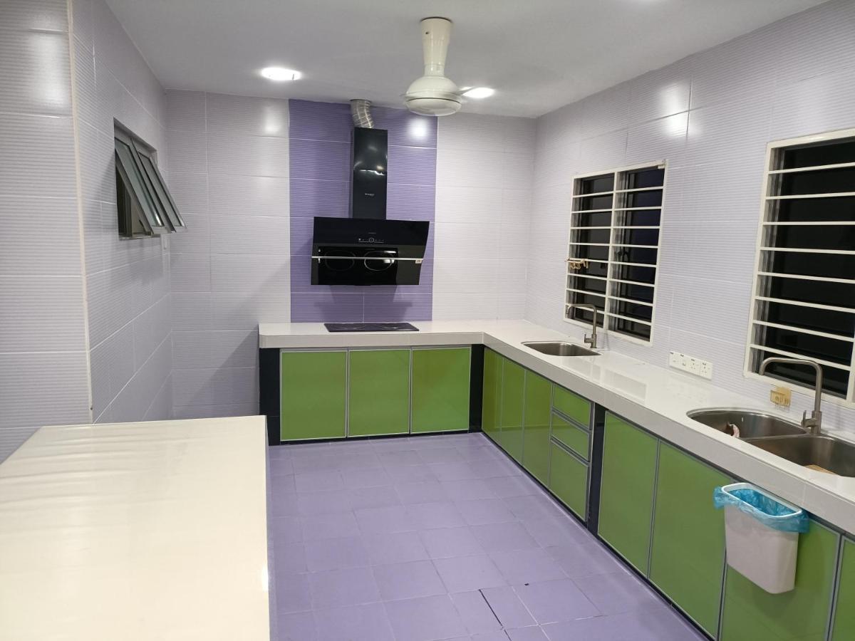 Entire Residential Home•Jia Residences Bkt Serdang沙登温暖的家 Seri Kembangan Eksteriør billede